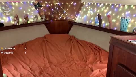 Snapshot of areolasky chatting on 22, 10, 2025 Areola Sky online show from 22, 10, 2025