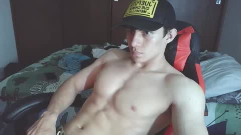 Snapshot of ares_aestheticgod chatting on 17, 9, 2025 Ares D online show from 17, 9, 2025