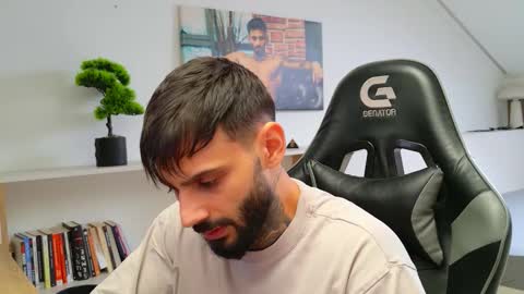 Snapshot of aressteel chatting on 17, 9, 2025 Ares Steel online show from 17, 9, 2025