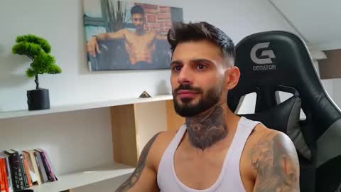 Snapshot of aressteel chatting on 1, 10, 2025 Ares Steel online show from 1, 10, 2025