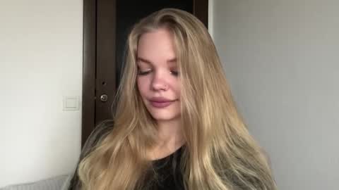 Snapshot of argeliaboivin chatting on 27, 11, 2025 Amelia online show from 27, 11, 2025