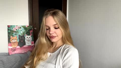 Snapshot of argeliaboivin chatting on 19, 12, 2025 Amelia online show from 19, 12, 2025