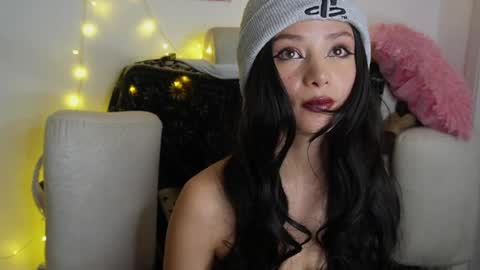 Snapshot of ari_kat666 chatting on 14, 5, 2026 ari online show from 14, 5, 2026