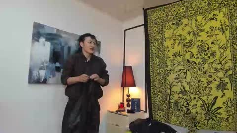 aria y orien  online show from 12, 10, 2025