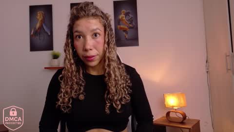 Snapshot of aria_bliss_01 chatting on 8, 11, 2025 aria_bliss_01 online show from 8, 11, 2025