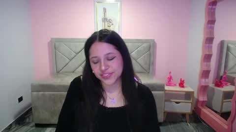 Snapshot of aria_ch1 chatting on 27, 11, 2025 Aria online show from 27, 11, 2025