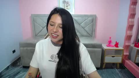 Snapshot of aria_ch1 chatting on 22, 12, 2025 Aria online show from 22, 12, 2025