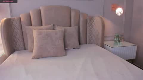 Aria  online show from 12, 1, 2025