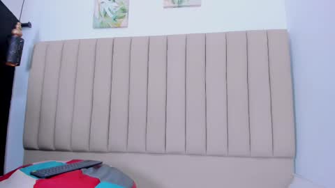 Snapshot of aria_henao chatting on 19, 9, 2025 aria_henao online show from 19, 9, 2025