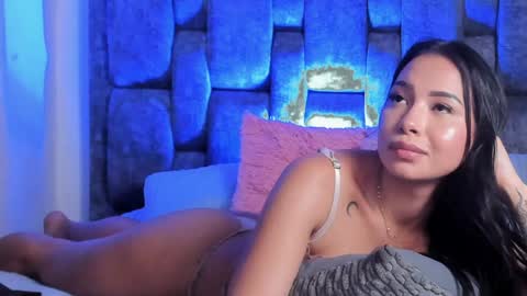 Snapshot of aria_rouge chatting on 1, 2, 2025 aria online show from 1, 2, 2025