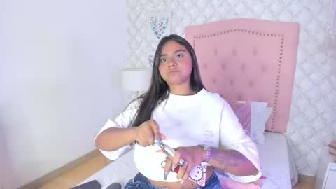 Snapshot of aria_star7 chatting on 10, 10, 2025 aria_star7 online show from 10, 10, 2025