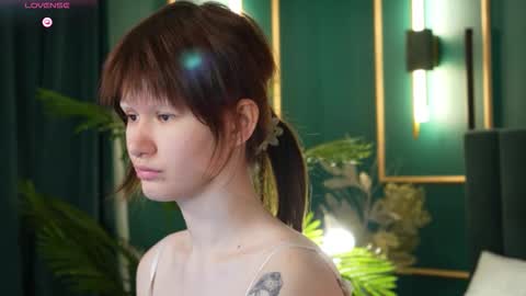 Snapshot of aria_vox chatting on 5, 12, 2025 Your Arianna online show from 5, 12, 2025