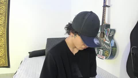 Aria and Orien online show from 25, 2, 2026