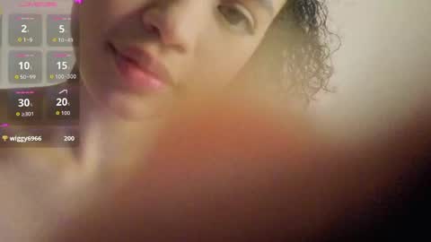 Snapshot of ariaa_23 chatting on 26, 4, 2026 ariaa_23 online show from 26, 4, 2026