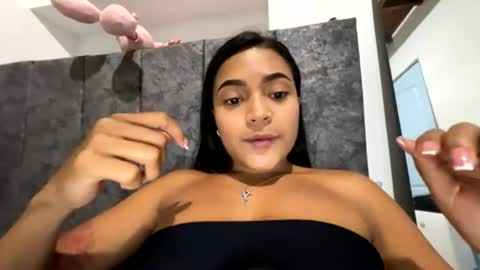 ariaanaa_grey online show from 4, 8, 2026