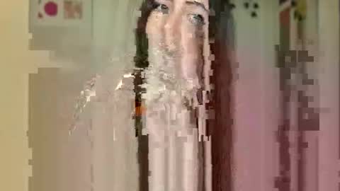 Snapshot of ariaangel888 chatting on 22, 12, 2025 Aria The Angel online show from 22, 12, 2025