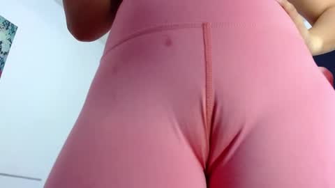 ariacoral online show from 12, 3, 2025