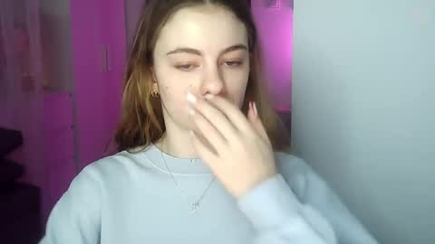 AriaCreazy online show from 4, 1, 2025