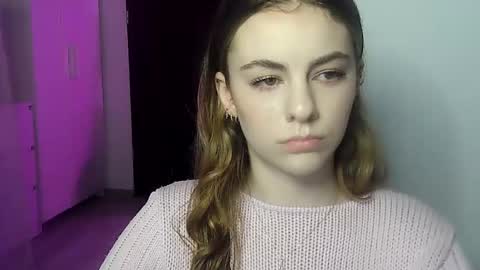 AriaCreazy online show from 8, 1, 2025