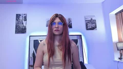 ariadeluxe online show from 3, 11, 2025