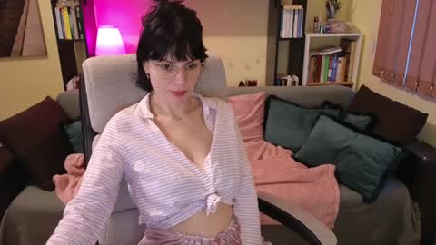 Snapshot of ariadna89 chatting on 3, 1, 2025 Adriana online show from 3, 1, 2025