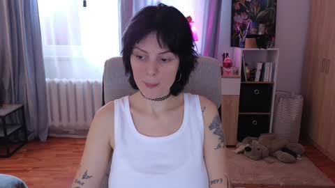 Snapshot of ariadna89 chatting on 5, 2, 2025 Adriana online show from 5, 2, 2025