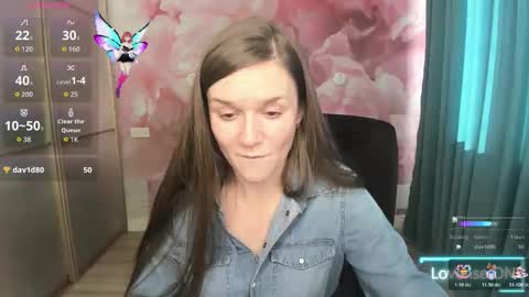 Snapshot of ariagrays chatting on 29, 10, 2025 AriaGray online show from 29, 10, 2025