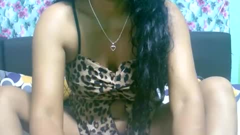 ariah13 online show from 8, 1, 2026