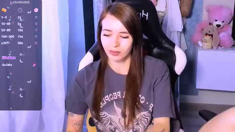 Snapshot of ariamill chatting on 15, 9, 2025 Ari online show from 15, 9, 2025