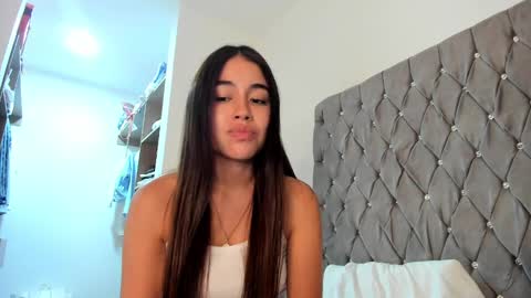 Aria Montgomery online show from 22, 12, 2024