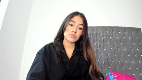 Aria Montgomery online show from 26, 1, 2025