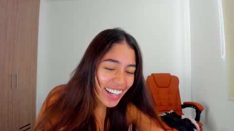 Aria Montgomery online show from 25, 2, 2025