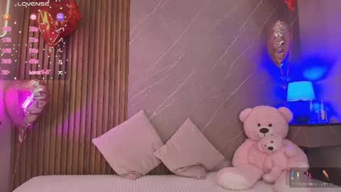 Ariana online show from 4, 4, 2026