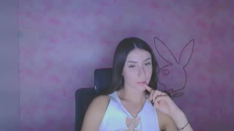 Snapshot of ariana_muur chatting on 5, 11, 2025 Ariana online show from 5, 11, 2025