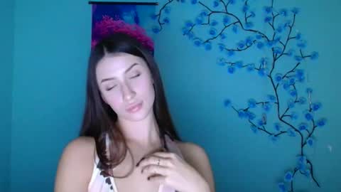 Snapshot of ariana_muur chatting on 19, 11, 2025 Ariana online show from 19, 11, 2025