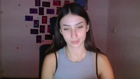 Snapshot of ariana_muur chatting on 28, 11, 2025 Ariana online show from 28, 11, 2025