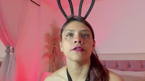 Arianna Collins online show from 15, 10, 2025