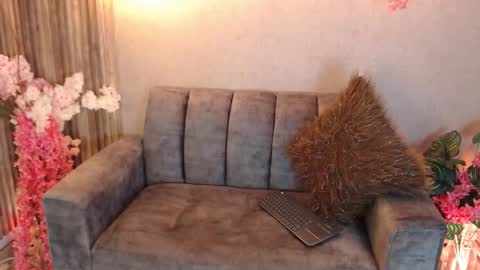 arianaarousse online show from 9, 1, 2026