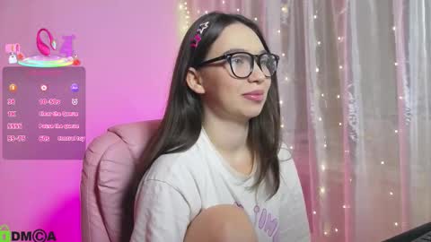 Snapshot of arianahot777 chatting on 12, 11, 2025 arianahot777 online show from 12, 11, 2025