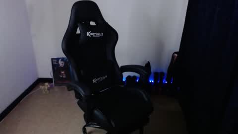 help me 100 hands up my OF is Free  online show from 15, 2, 2026