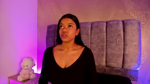 arianna_roxe_ online show from 23, 6, 2026