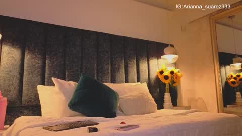 Snapshot of arianna_suarez1 chatting on 22, 10, 2025 Arianna online show from 22, 10, 2025