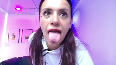 arianna_sweeet online show from 17, 5, 2026