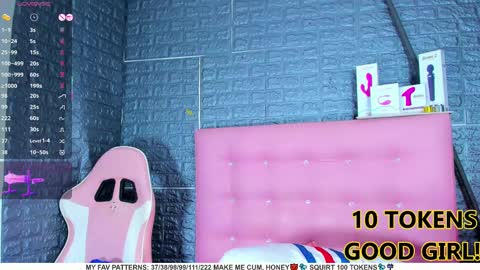 Snapshot of ariannalewis1 chatting on 25, 2, 2025 Arianna online show from 25, 2, 2025