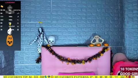 Snapshot of ariannalewis1 chatting on 22, 10, 2025 Arianna online show from 22, 10, 2025