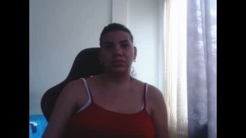 ariannaloovel online show from 8, 10, 2025