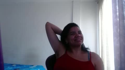 Snapshot of ariannaloovel chatting on 17, 12, 2025 ariannaloovel online show from 17, 12, 2025