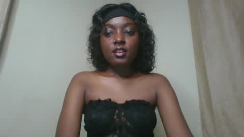 Snapshot of ariax_a chatting on 27, 4, 2026 Tight pussy online show from 27, 4, 2026