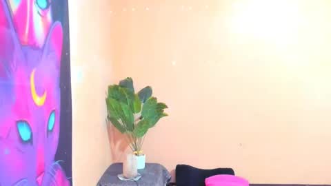 VAL online show from 18, 2, 2025