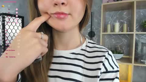 Snapshot of arieceruantes chatting on 25, 11, 2025 Eva online show from 25, 11, 2025